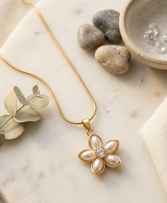 Pearl Bloom