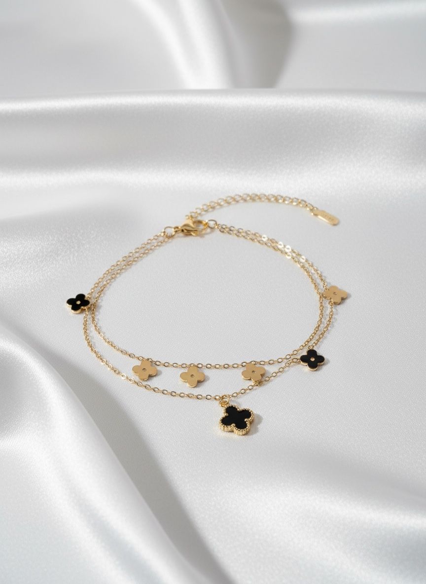 Black Clover Anti Tarnish Single Anklet