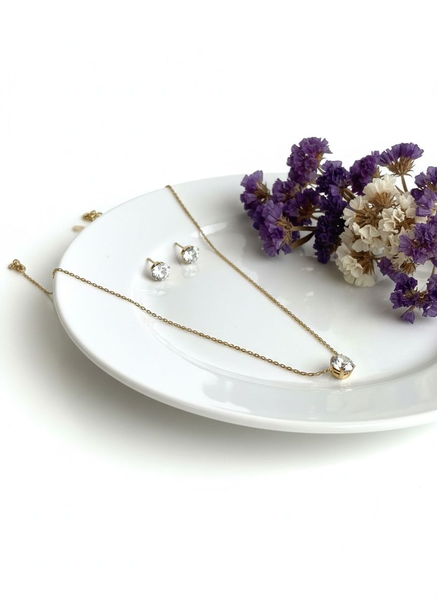 Invisible White Anti Tarnish Necklace