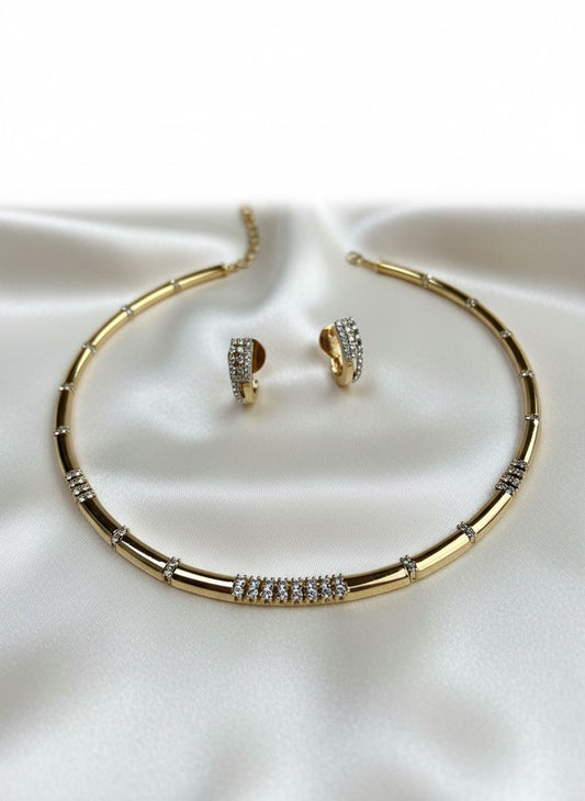 Circle Gold Necklace and Earrings